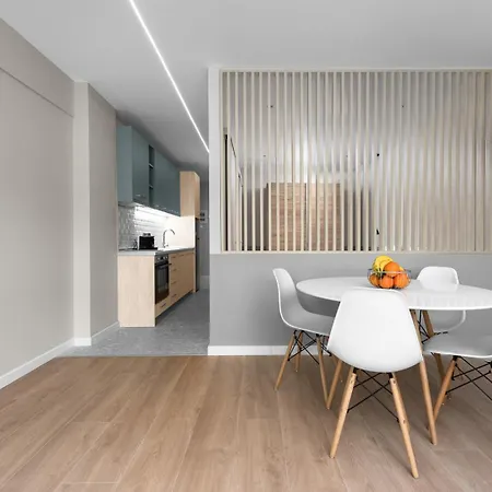 New Yorker, Nilie Hospitality Mgmt 公寓